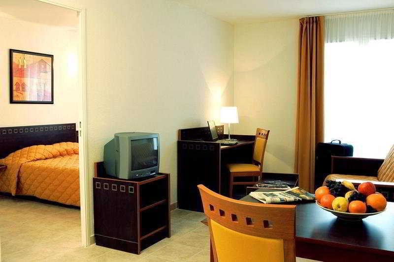 Aparthotel Adagio Access Nice Garibaldi Dış mekan fotoğraf